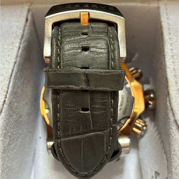 Model Name: Invicta Reserve Venom Chronograph.

Model Number: 15466 - Picture 4 of 6